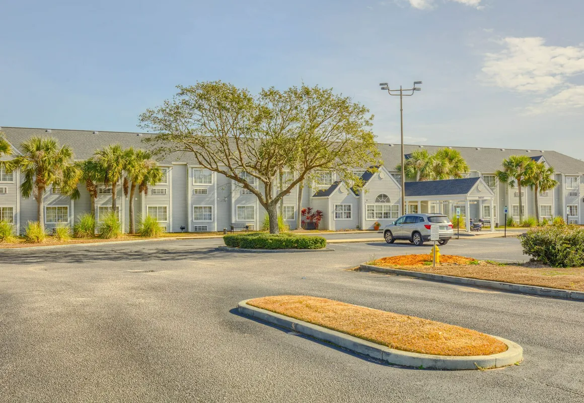 Microtel Inn & Suites by Wyndham Gulf Shores hotel hero