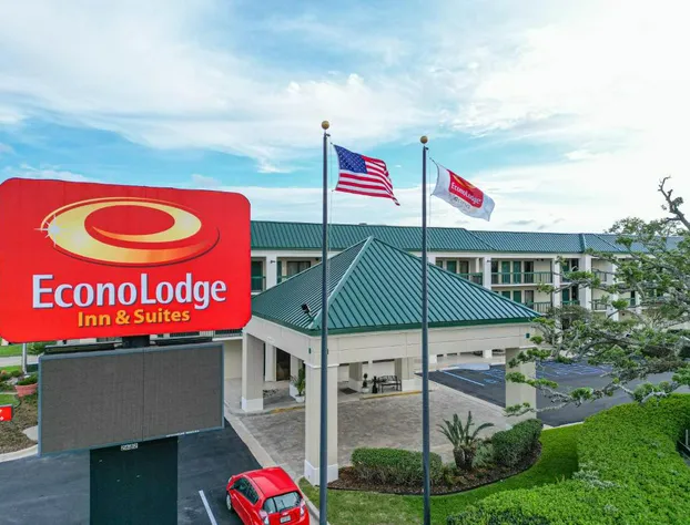 Econo Lodge Inn & Suites Foley - North Gulf Shores hotel detail image 1
