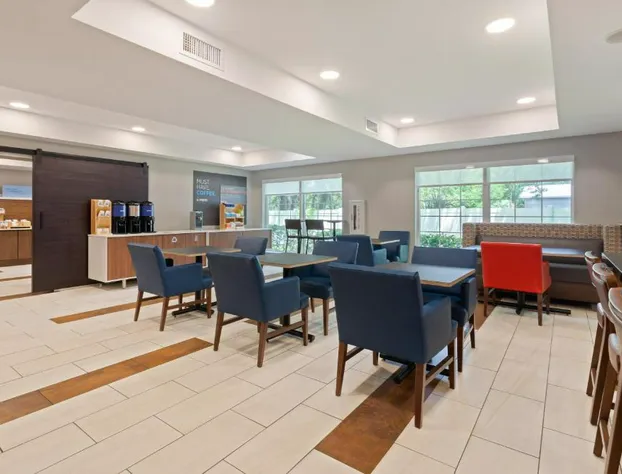 Holiday Inn Express and Suites Jacksonville East by IHG hotel detail image 1