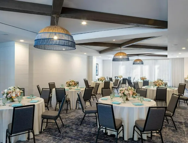 Delta Hotels by Marriott™ Jacksonville Deerwood hotel detail image 4