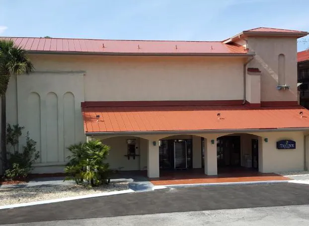 Tricove Inn & Suites hotel detail image 4