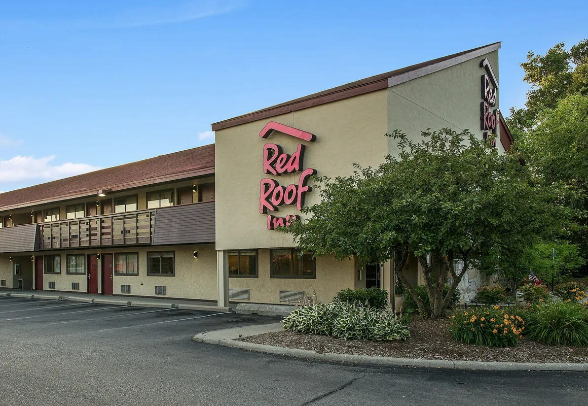 Red Roof Inn Detroit - Dearborn/Greenfield Village hotel hero