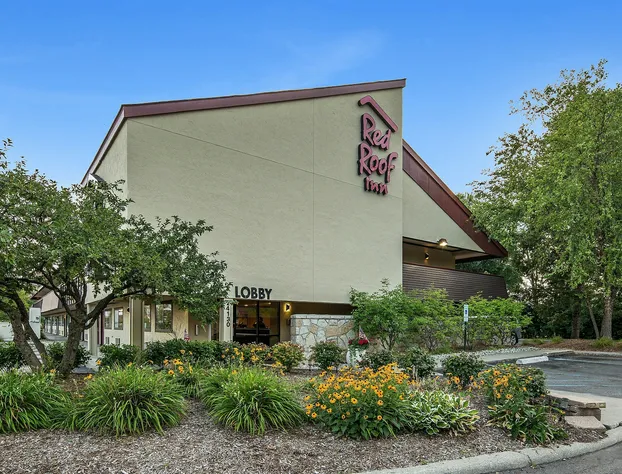 Red Roof Inn Detroit - Dearborn/Greenfield Village hotel detail image 2