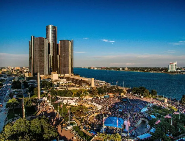 Detroit Marriott at the Renaissance Center hotel detail image 3