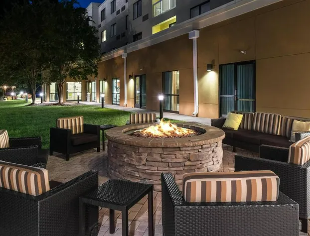 Courtyard by Marriott Charlotte Gastonia hotel detail image 3