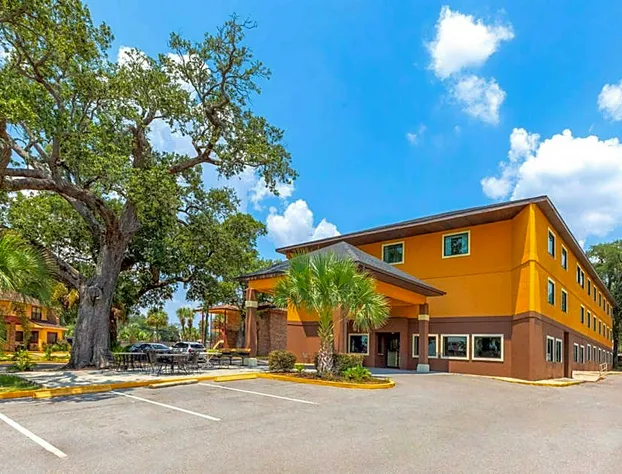 Days Inn by Wyndham Biloxi Beach hotel detail image 3