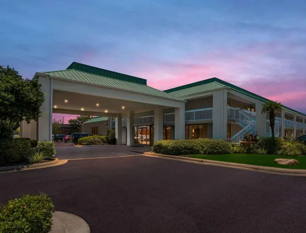 Best Western Flagship Inn hotel detail image 2