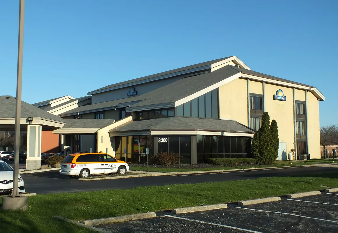Days Inn by Wyndham Indianapolis Northeast hotel hero