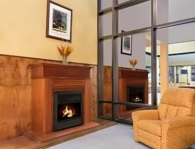 Days Inn by Wyndham Indianapolis Northeast hotel detail image 3