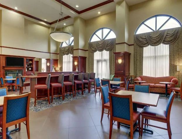 Hampton Inn & Suites Indianapolis-Airport hotel detail image 2