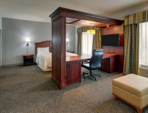 Hampton Inn & Suites Indianapolis-Airport hotel detail image 3