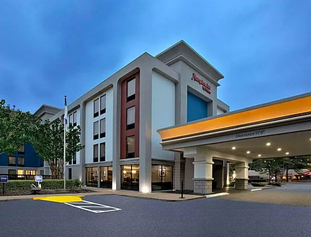 Hampton Inn Memphis-Poplar hotel detail image 2