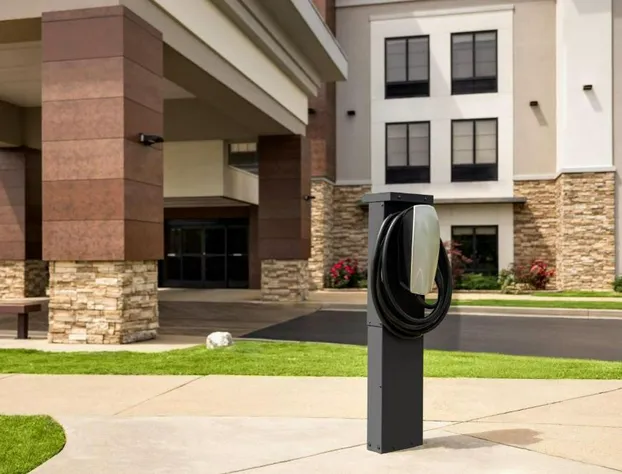 La Quinta Inn & Suites by Wyndham Memphis Wolfchase hotel detail image 2