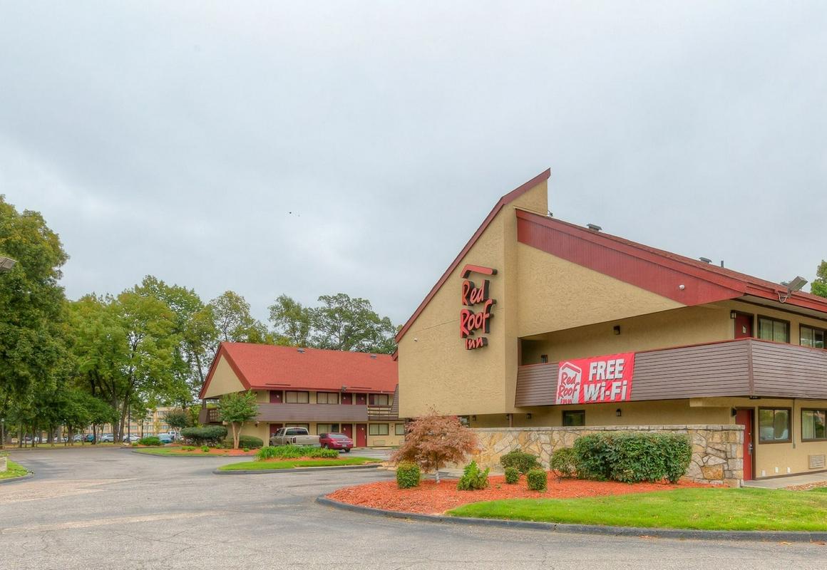Red Roof Inn Memphis East hotel hero