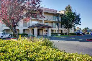 Inn At Rohnert Park hotel hero