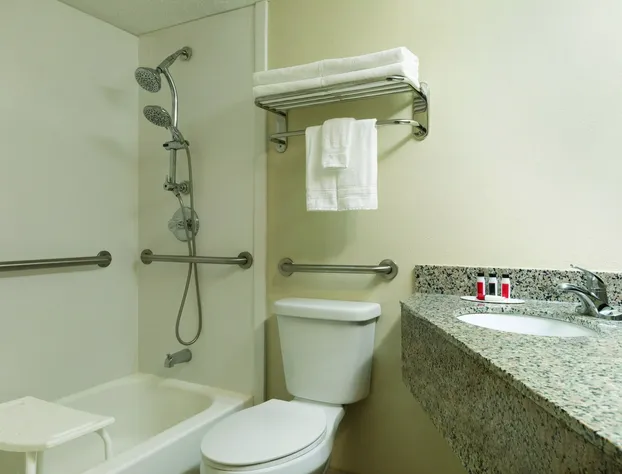 Baymont by Wyndham Florence Cincinnati hotel detail image 2