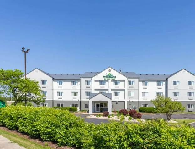 Wingate by Wyndham Gurnee hotel detail image 2