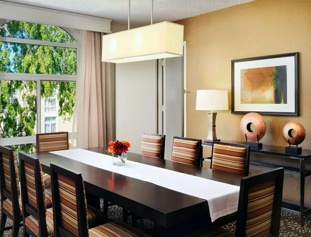 Hilton Oakland Airport hotel detail image 3