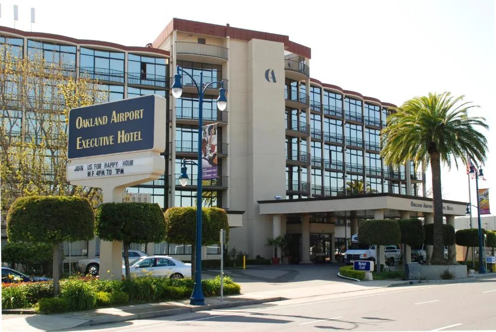Oakland Airport Executive Hotel hotel hero