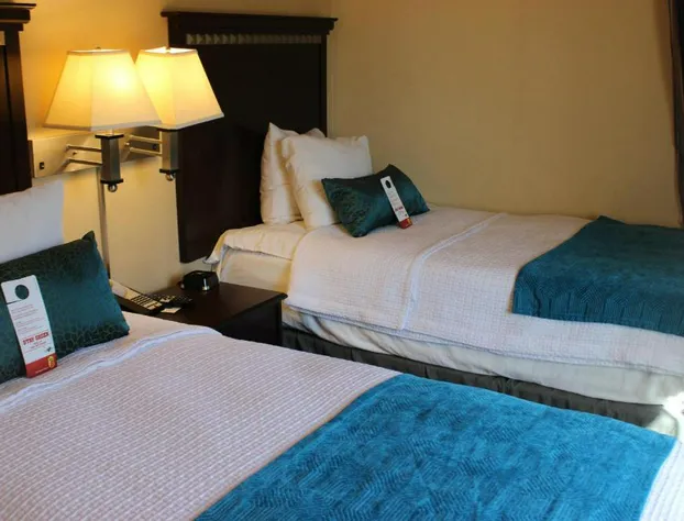 Super 8 by Wyndham Berkeley hotel detail image 2