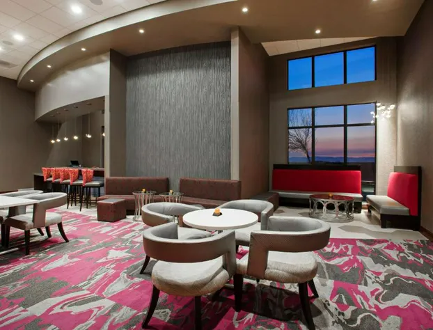 Hampton Inn & Suites Oakland Airport-Alameda hotel detail image 4