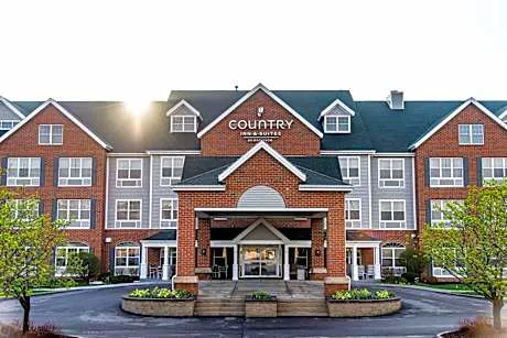 Country Inn & Suites by Radisson, Milwaukee West (Brookfield), WI hotel hero