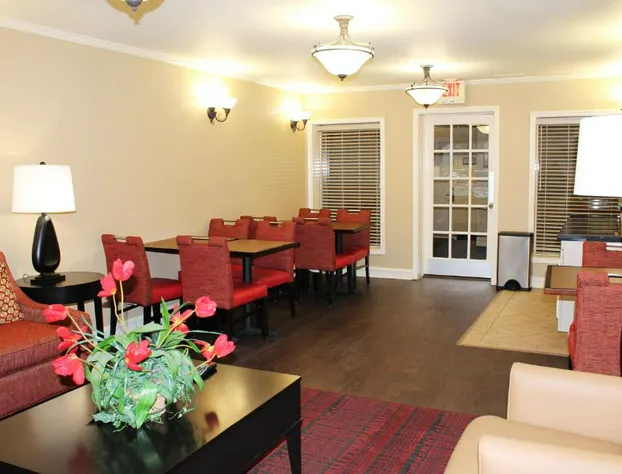 Extended Stay America Suites Milwaukee Brookfield hotel detail image 3