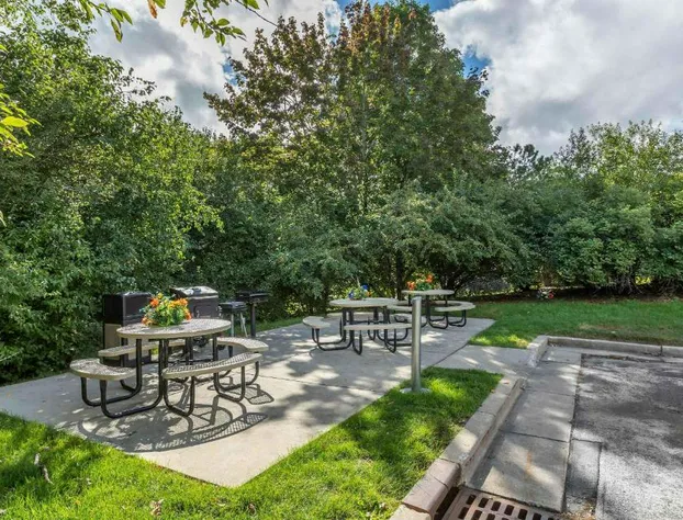 Extended Stay America Suites Milwaukee Brookfield hotel detail image 2