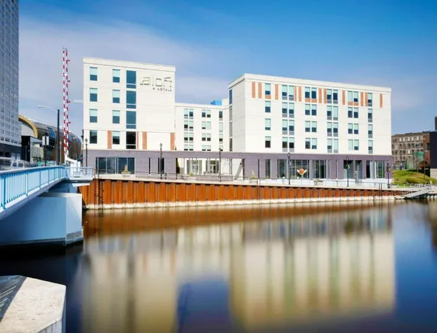 Aloft Milwaukee Downtown hotel detail image 2