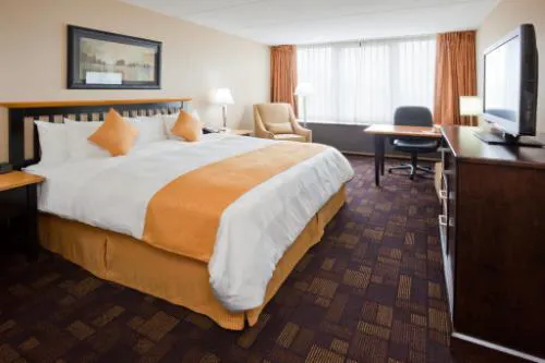 Radisson Hotel Milwaukee West hotel detail image 4