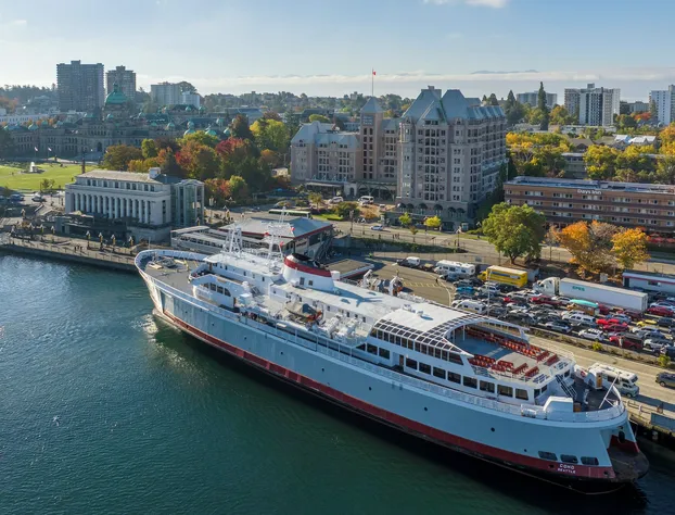 Days Inn by Wyndham Victoria On The Harbour hotel detail image 2