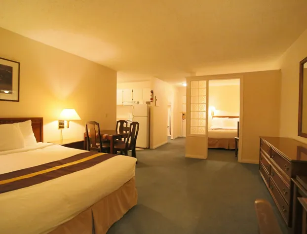 Howard Johnson Hotel by Wyndham Victoria hotel detail image 4