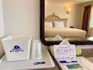 Americas Best Value Inn & Suites Hyannis Cape Cod hotel detail image 4