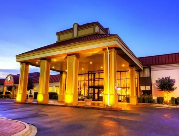 Village Inn Clemmons/Winston Salem, Trademark by Wyndham hotel detail image 2