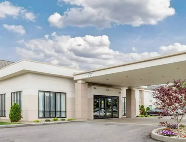 Spark by Hilton Cleveland Beachwood hotel detail image 2