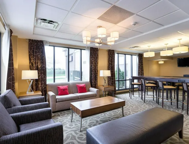 Spark by Hilton Cleveland Beachwood hotel detail image 3