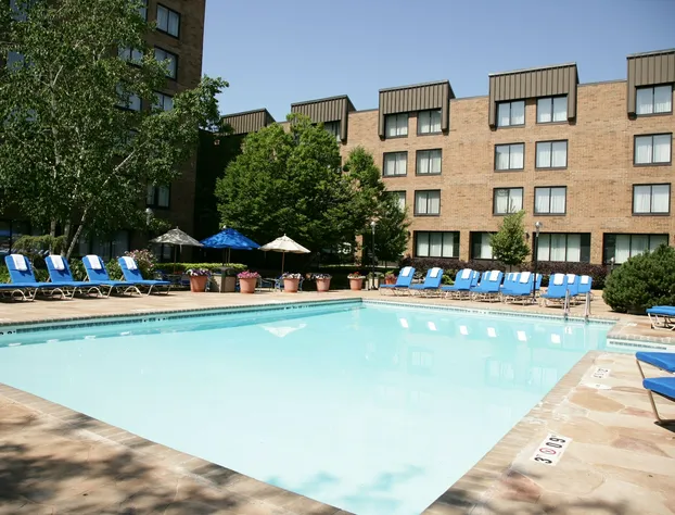 DoubleTree By Hilton Cleveland East Beachwood hotel detail image 2