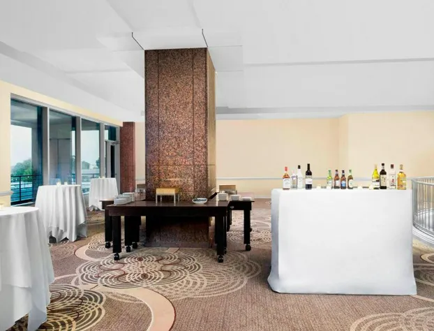 Sheraton Raleigh Hotel hotel detail image 4