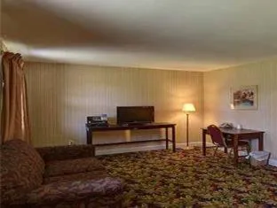 Budget Host East End Hotel in Riverhead hotel detail image 2