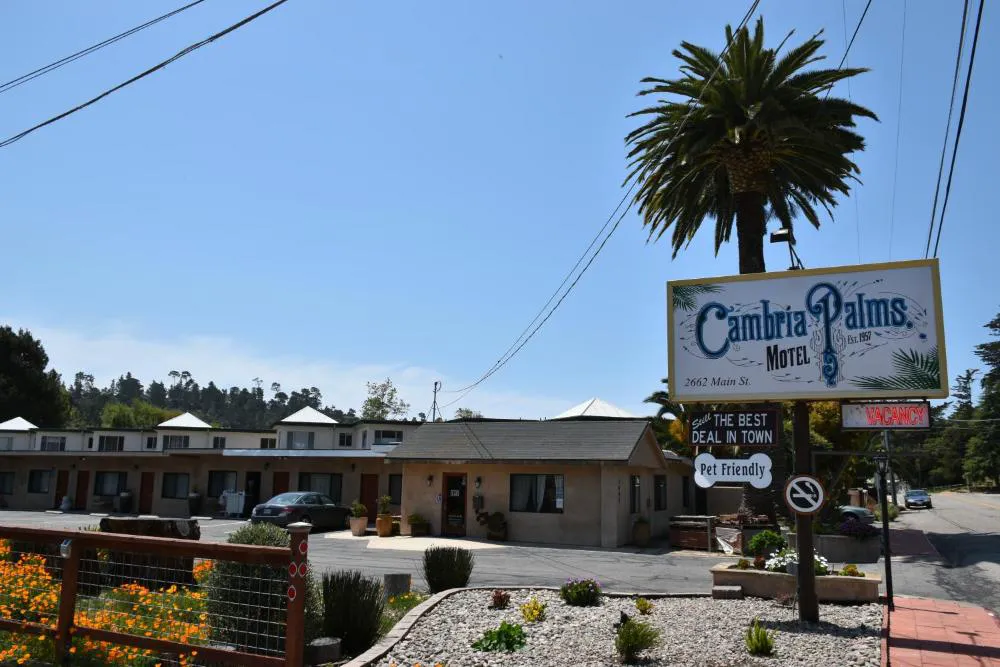 Cambria Palms Motel hotel hero