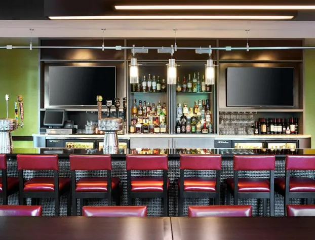 DoubleTree by Hilton San Francisco Airport North Bayfront hotel detail image 2