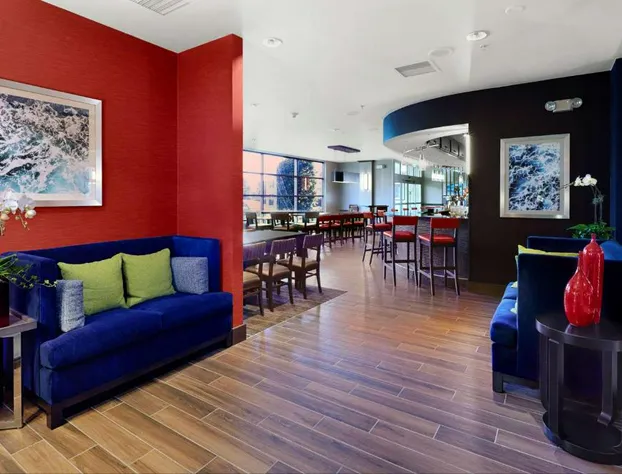 DoubleTree by Hilton San Francisco Airport North Bayfront hotel detail image 4