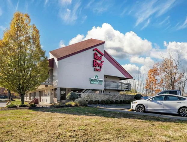 Red Roof Inn Buffalo - Niagara Airport hotel detail image 2