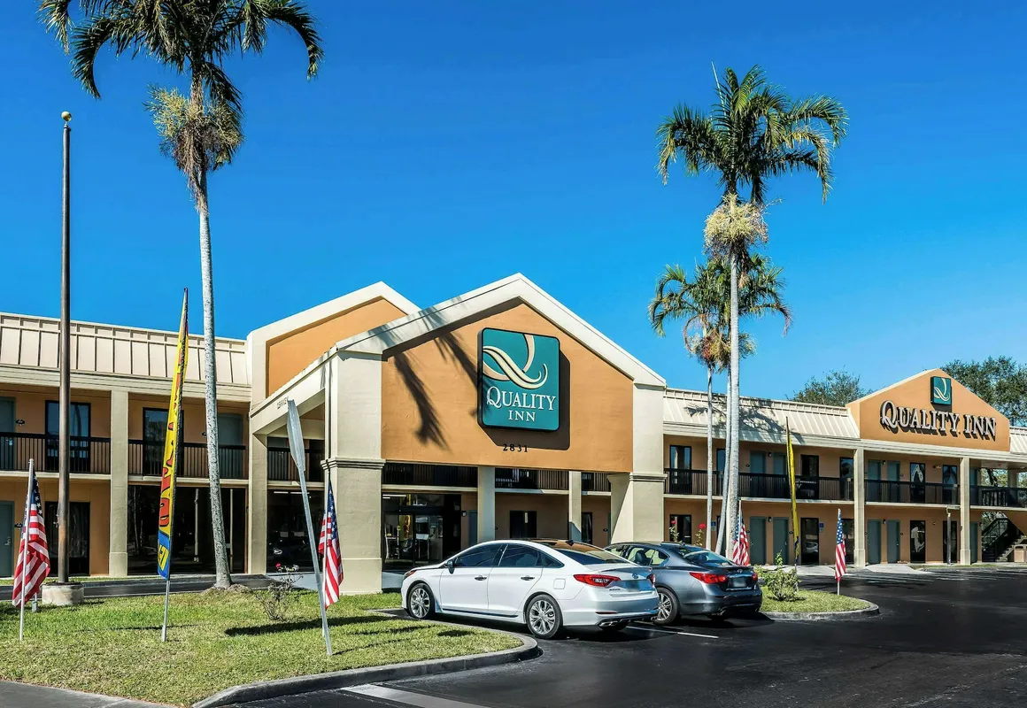 Quality Inn hotel hero