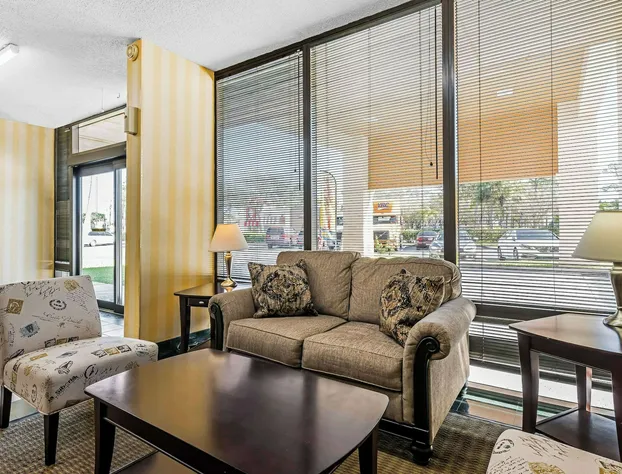 Quality Inn hotel detail image 3