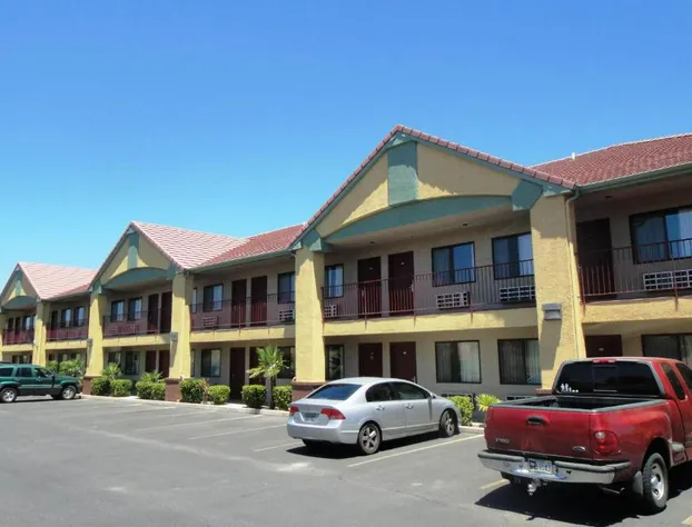 America's Best Inn & Suites hotel detail image 3