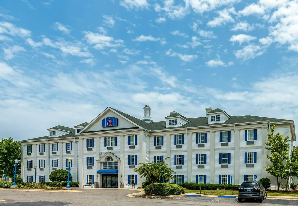 Motel 6 Shreveport, LA hotel hero