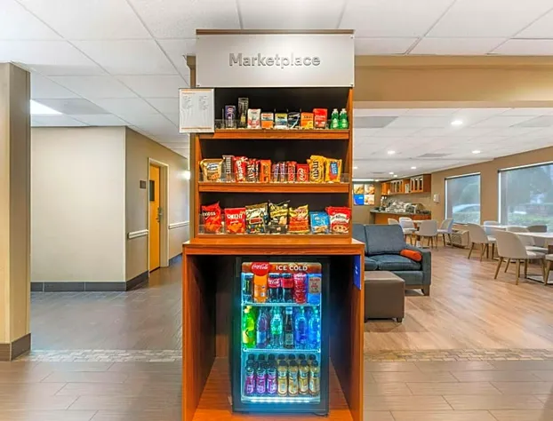 Spark by Hilton Wilmington hotel detail image 2