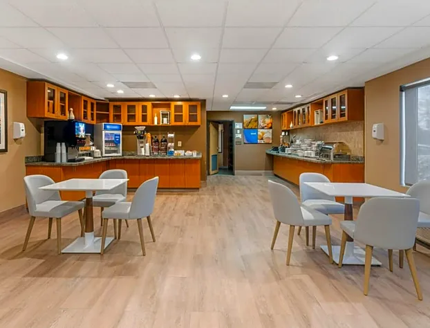 Spark by Hilton Wilmington hotel detail image 3