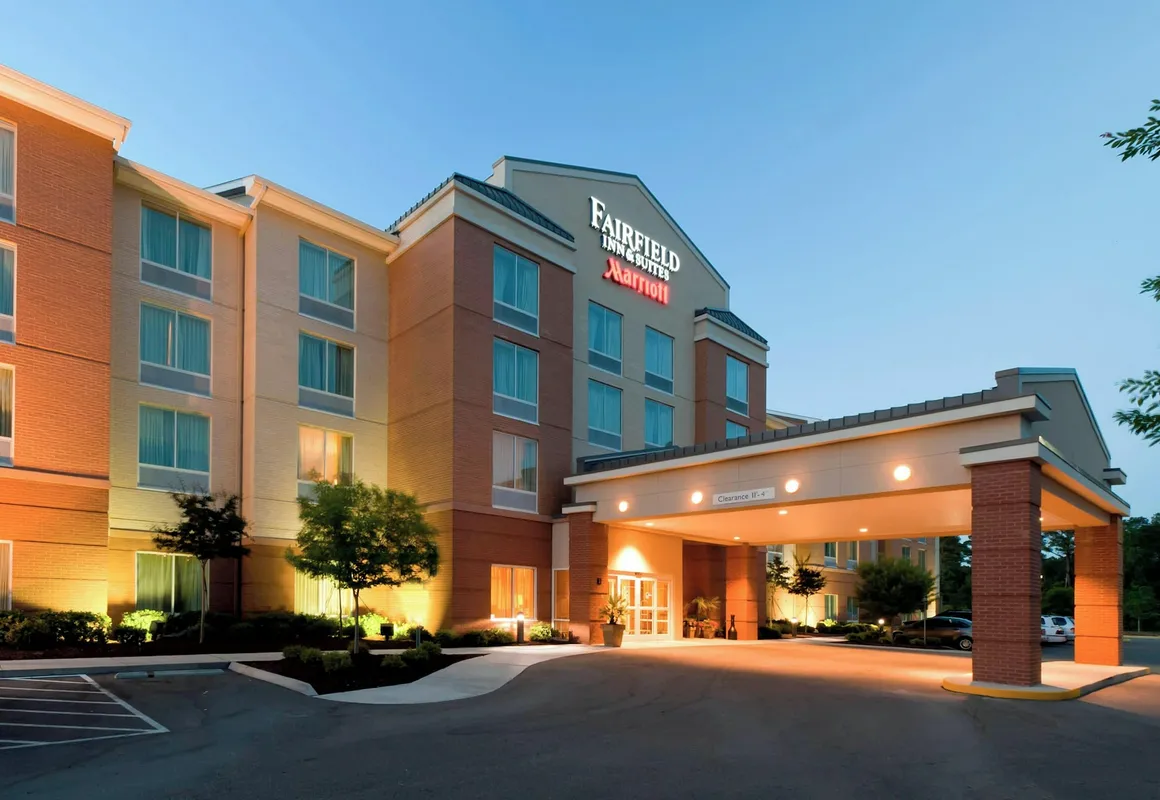 Fairfield Inn & Suites Wilmington / Wrightsville Beach hotel hero